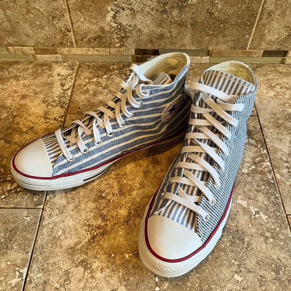 Converse All Stars Blue and White Striped High-Tops .  Men’s 8., Women’s 10 - Picture 3 of 7